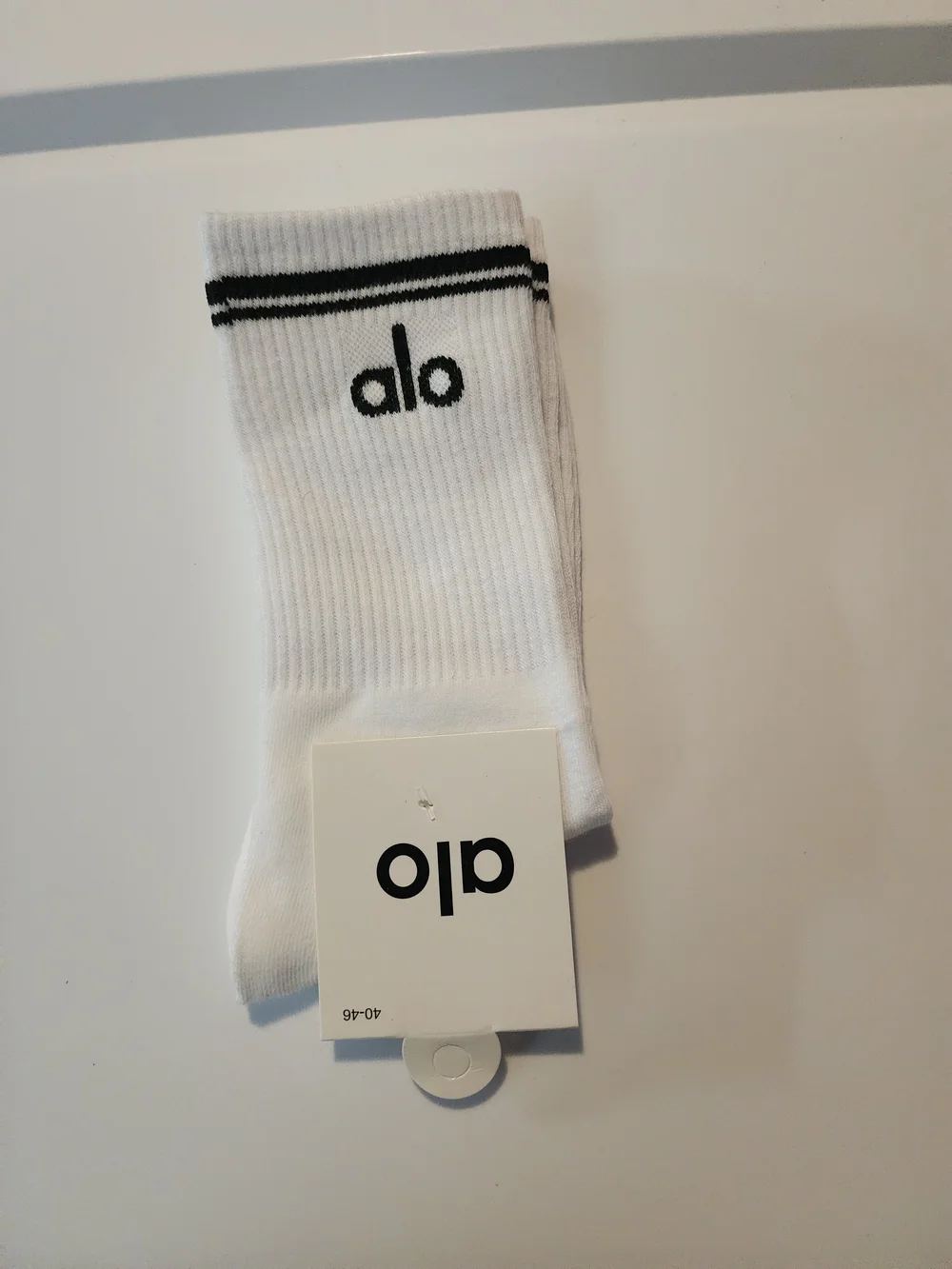 Fashion White Crew Socks with Black Stripe - Alo